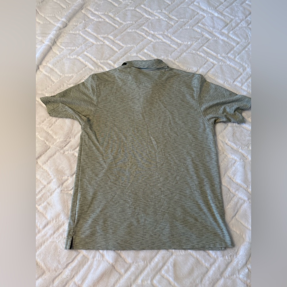 IZOD Men's Light Green Polo Shirt - Picture 4 of 5